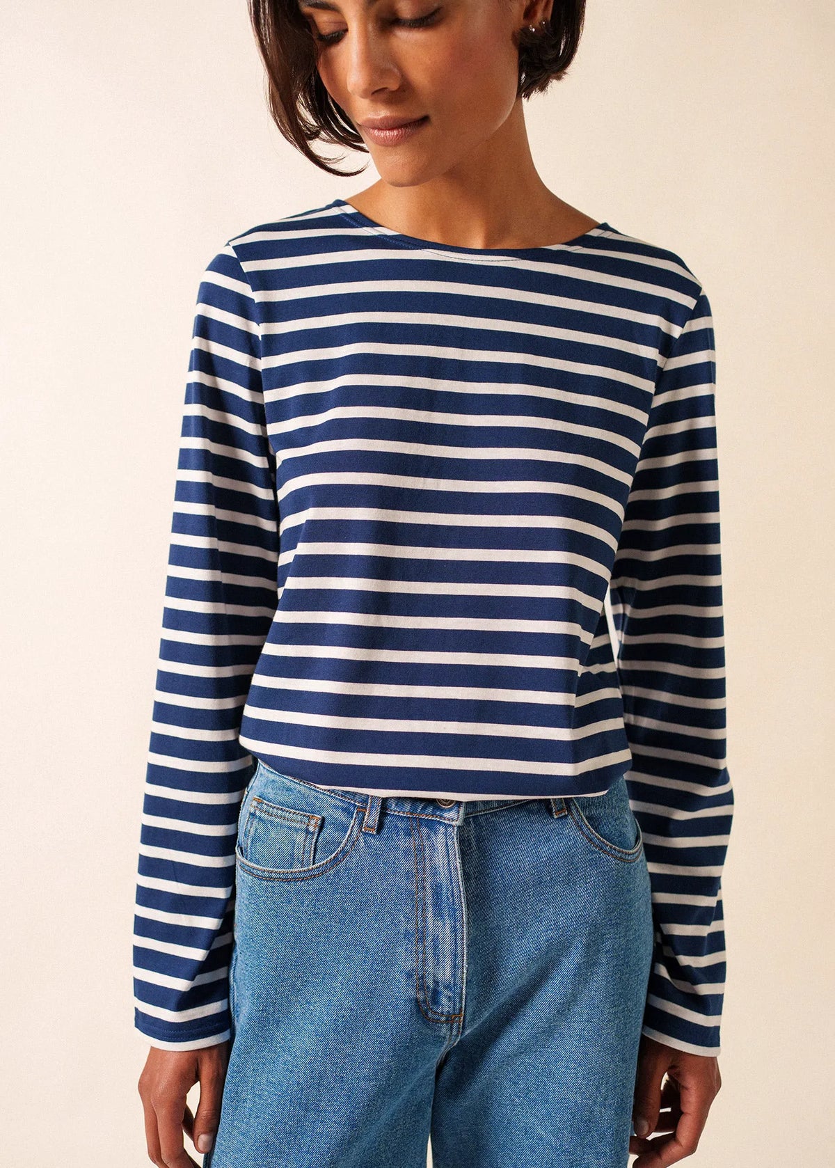 NAVY / WHITE
