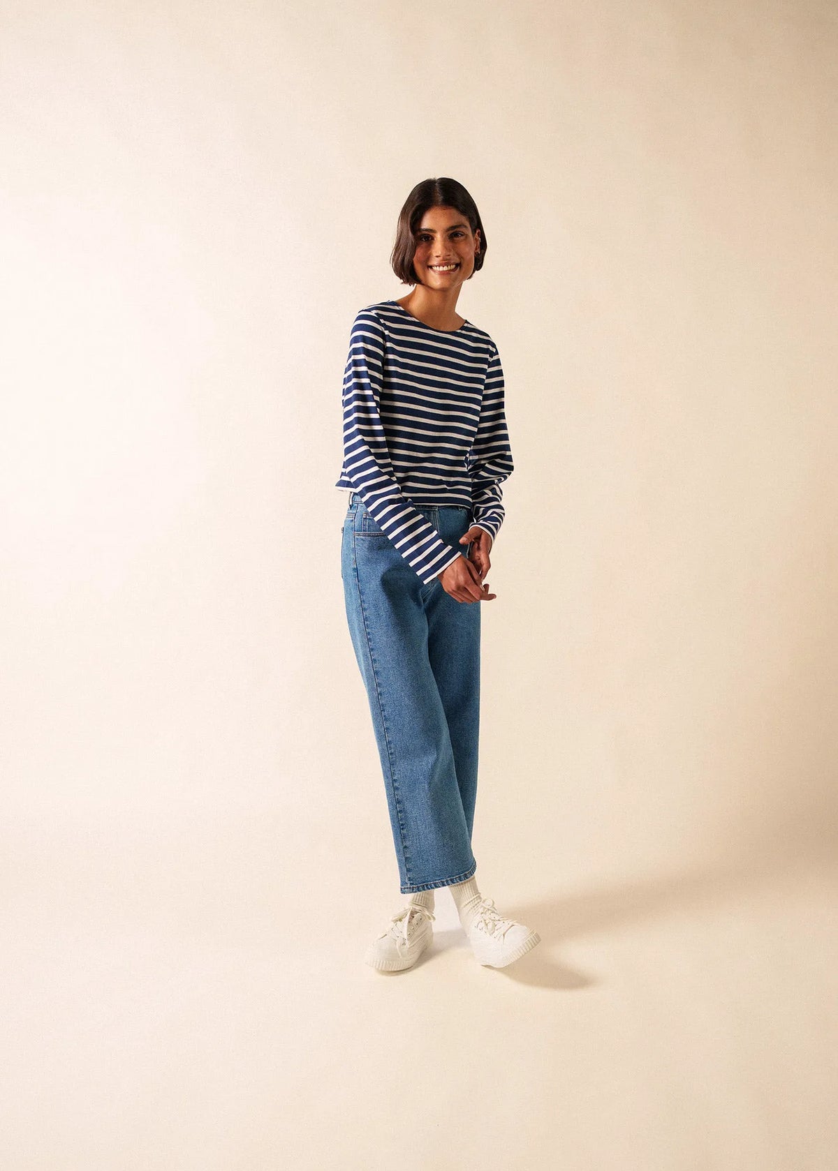 NAVY / WHITE