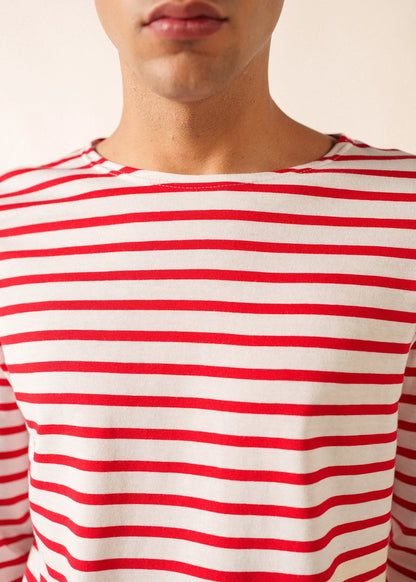 WHITE / RED