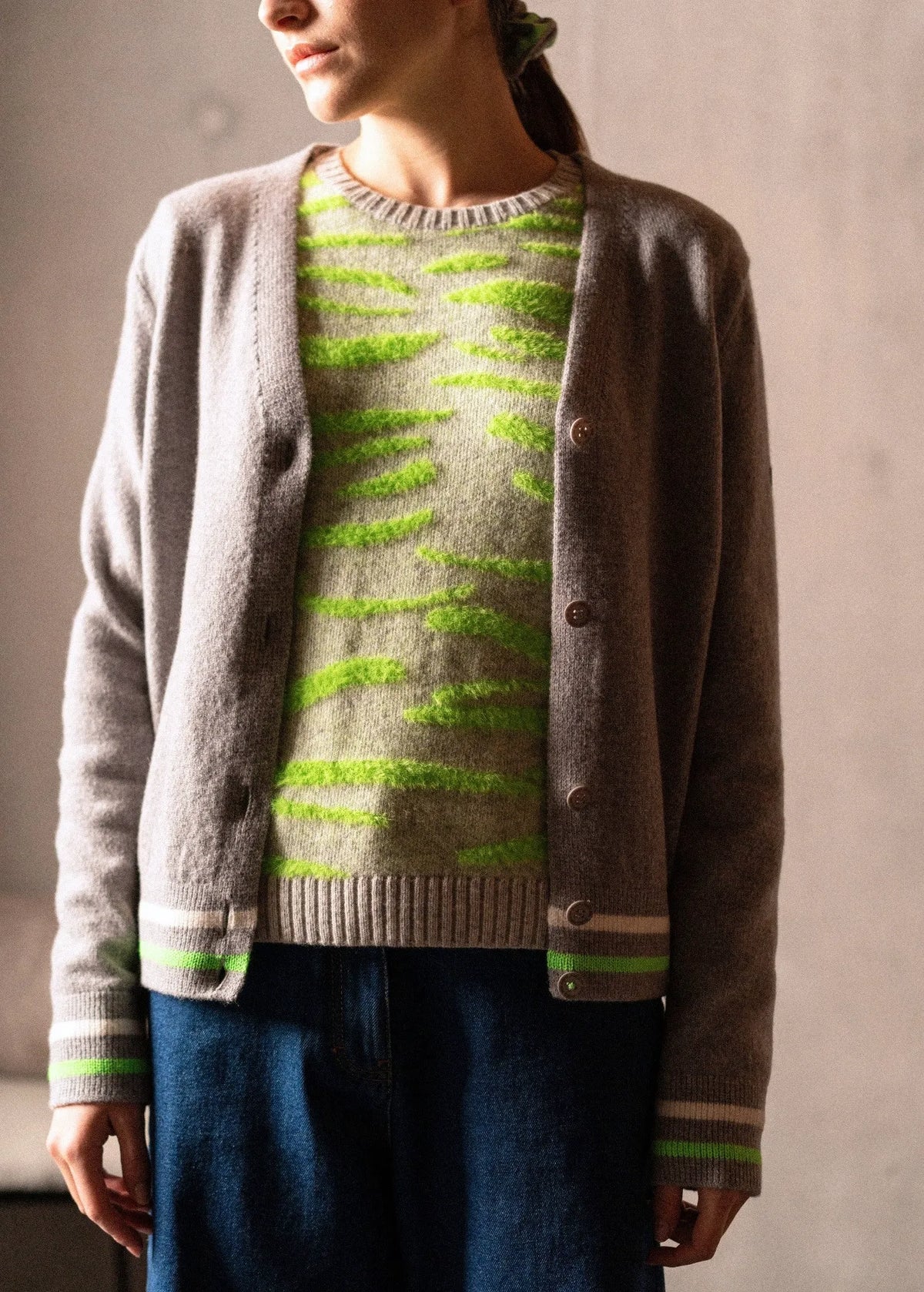 GRAY / NEON GREEN / IVORY